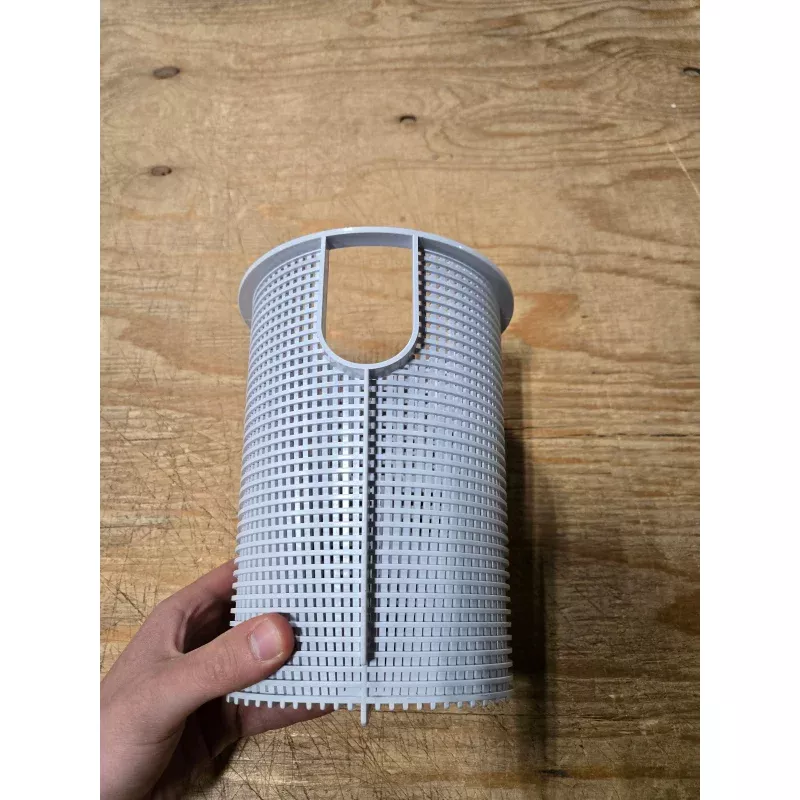 (Open Package) Hayward Matrix Strainer Basket – SPX5500F